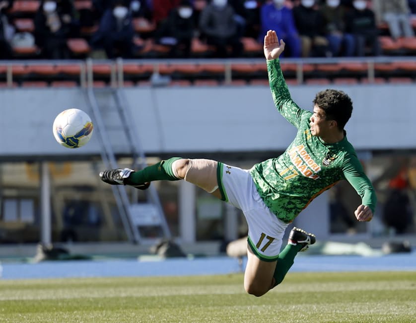 青森山田や静岡学園8強入り 全国高校サッカー 日本経済新聞 青森山田や静岡学園8強入り 全国高校サッカー 日本経済新聞