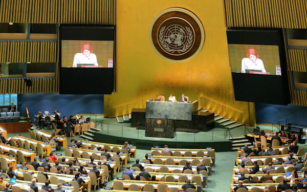 　2015年5月、ニューヨークの国連総会議場で開かれたNPT再検討会議の閉幕式（共同）