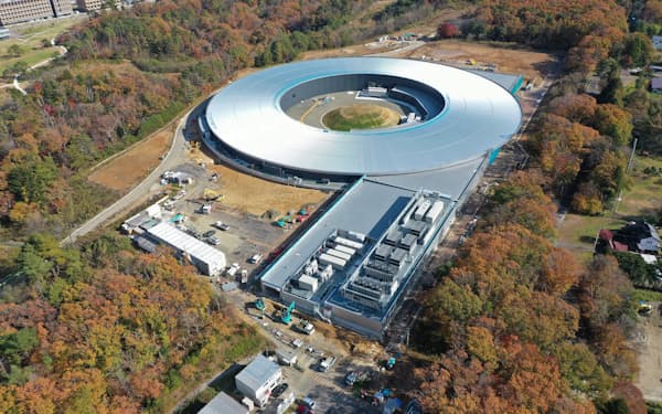 2023年度の稼働開始に向け、建設が進む次世代放射光施設（仙台市）