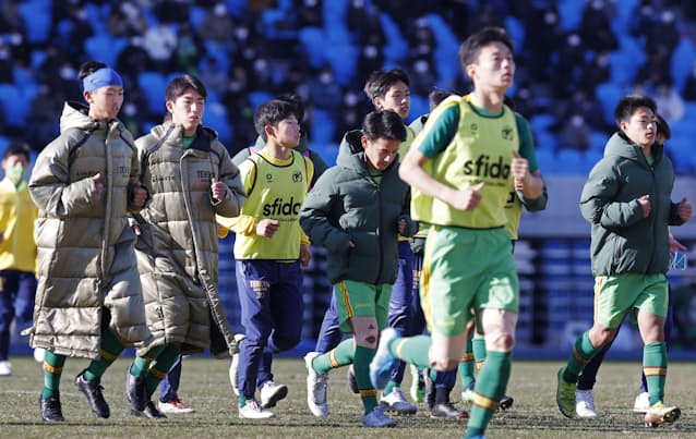 青森山田の高校サッカーv プレミアリーグの意義再認識 日本経済新聞 青森山田の高校サッカーv プレミアリーグの意義再認識 日本経済新聞