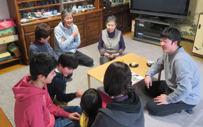 谷口さん一家は四世代が同居する(秋田県大潟村) 谷口さん一家は四世代が同居する(秋田県大潟村)