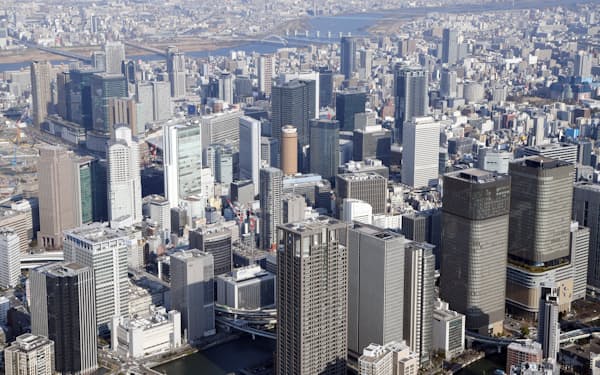 大阪市内のビル群(21日)