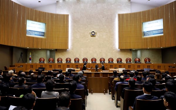 韓国最高裁は2018年、新日鉄住金(現日本製鉄)に賠償を命じる確定判決を出した=ロイター