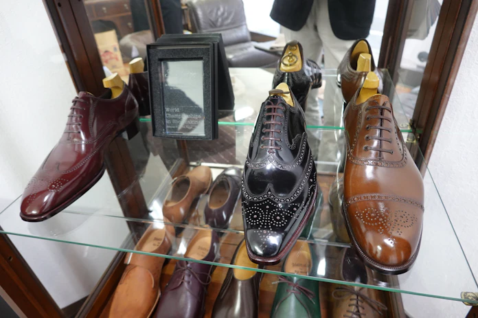 オーダーするならチバに行け 靴や時計の粋 世界が注目 日本経済新聞 オーダーするならチバに行け 靴や時計の粋 世界が注目 日本経済新聞