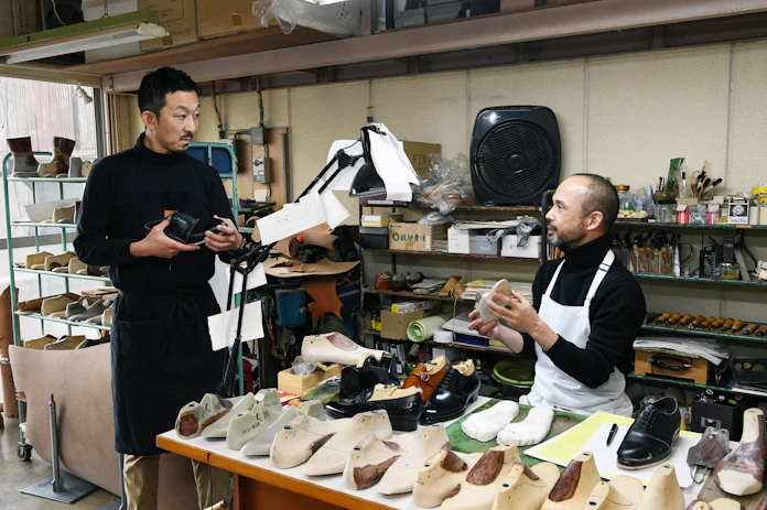 オーダーするならチバに行け 靴や時計の粋 世界が注目 日本経済新聞 オーダーするならチバに行け 靴や時計の粋 世界が注目 日本経済新聞