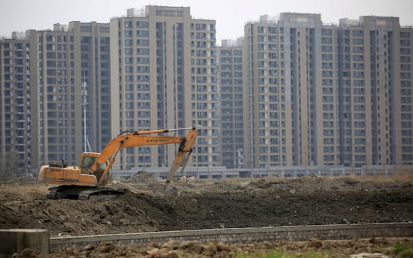新築物件価格の平均伸び率もマイナスが続く（21年8月、上海市）＝ロイター