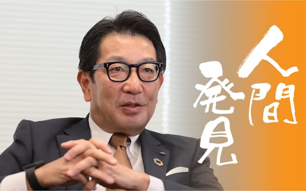 ミラーボール職人 乱れ輝く 均等の美 日本経済新聞 ミラーボール職人 乱れ輝く 均等の美 日本経済新聞