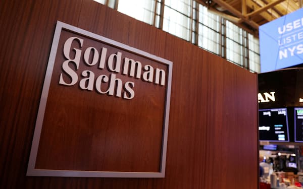 ゴールドマン・サックスは21年10～12月期に債券と株式のトレーディング収入が減少した＝ロイター