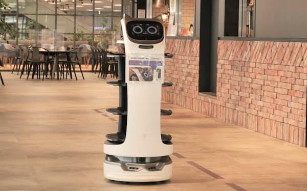 ＴＩＳが社員食堂で運用中の配膳ロボット
