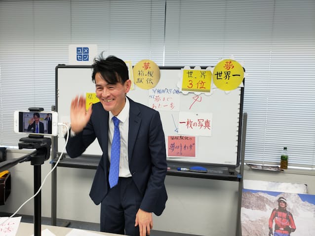 負の感情こそ自己変革の力 ネガティブ思考から強くなる 日本経済新聞 負の感情こそ自己変革の力 ネガティブ思考から強くなる 日本経済新聞