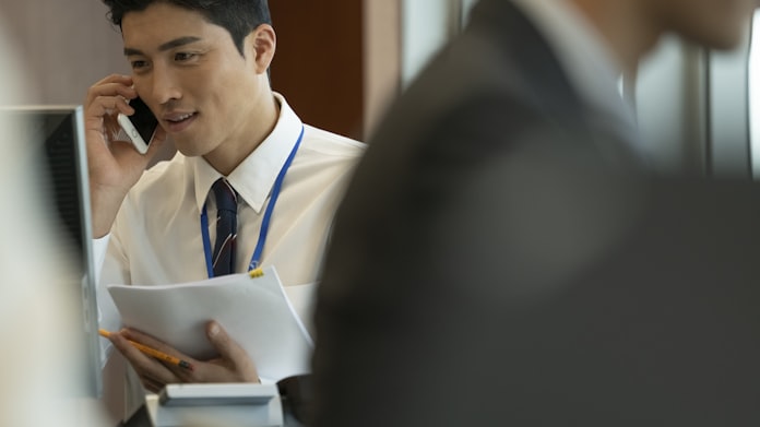 お金に対するネガティブな発想を脱ぎ捨てよう 日本経済新聞 お金に対するネガティブな発想を脱ぎ捨てよう 日本経済新聞