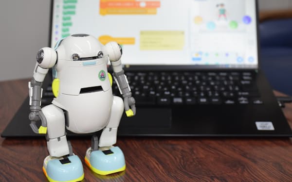 リビングロボット 福島県伊達市 二足ロボ 複雑な動き強み 日本経済新聞 リビングロボット 福島県伊達市 二足ロボ 複雑な動き強み 日本経済新聞