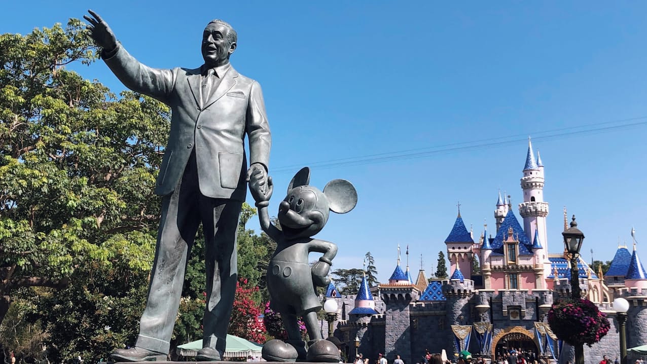 米ディズニー 売上高コロナ前超す 10 12月パーク活況 日本経済新聞 米ディズニー 売上高コロナ前超す 10 12月パーク活況 日本経済新聞