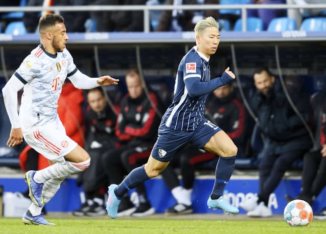 浅野拓磨のボーフム バイエルン破る サッカー独1部 日本経済新聞 浅野拓磨のボーフム バイエルン破る サッカー独1部 日本経済新聞
