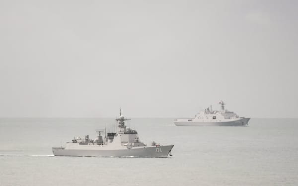 中国軍の艦船はアラフラ海からサンゴ海に抜けた＝豪国防省提供・AAP