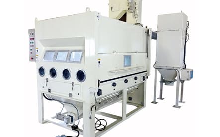 タケエイが導入した「手動式カバーガラス剥離装置」