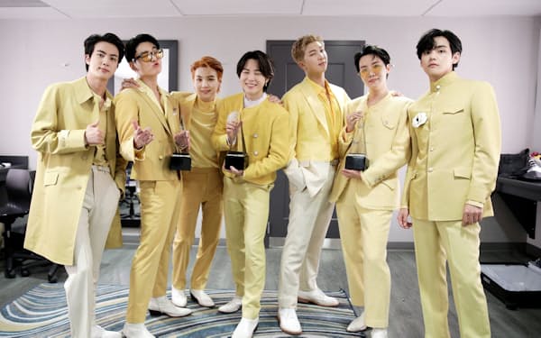 韓国bts事務所はプラットフォーマーになれるか 日本経済新聞 韓国bts事務所はプラットフォーマーになれるか 日本経済新聞