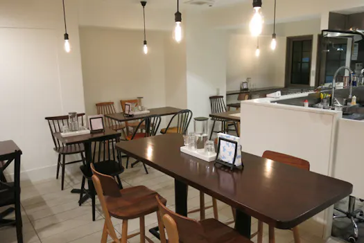 米フィラデルフィアのチーズステーキが看板 肉汁とチーズあふれ出す 豪快アメリカ Nikkei Style 米フィラデルフィアのチーズステーキが看板 肉汁とチーズあふれ出す 豪快アメリカ Nikkei Style