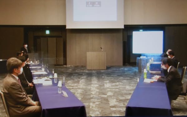 ENEOSが25日に開催した「和歌山製油所エリアの今後の在り方に関する検討会」（ズーム画面から）