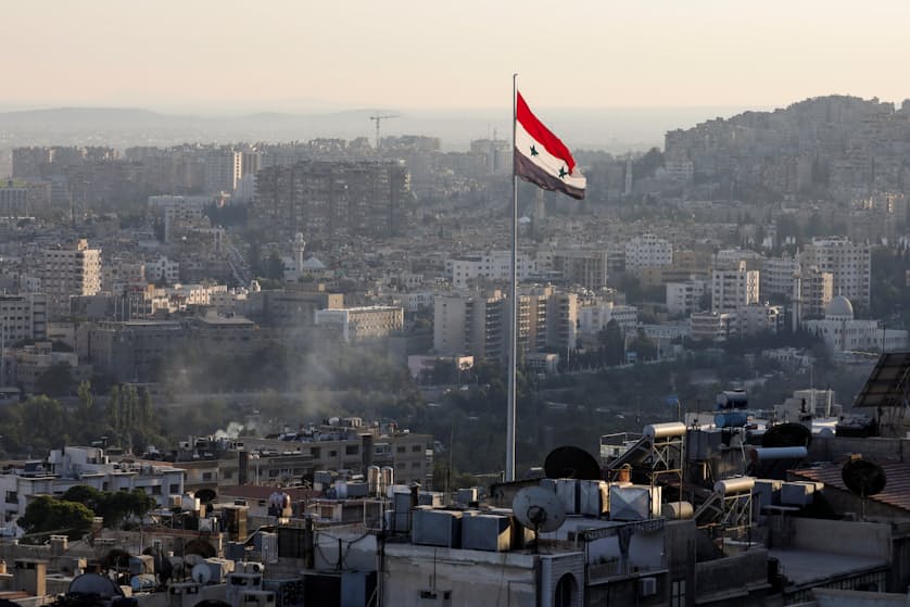 シリア首都空爆 2人死亡 イスラエル攻撃 現地報道 日本経済新聞 シリア首都空爆 2人死亡 イスラエル攻撃 現地報道 日本経済新聞