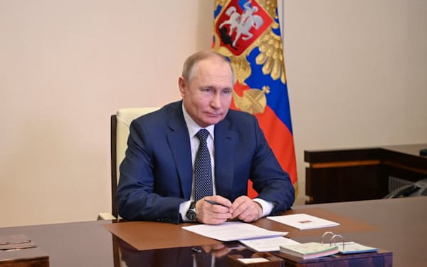 式典に出席するロシアのプーチン大統領（4日）=ロイター