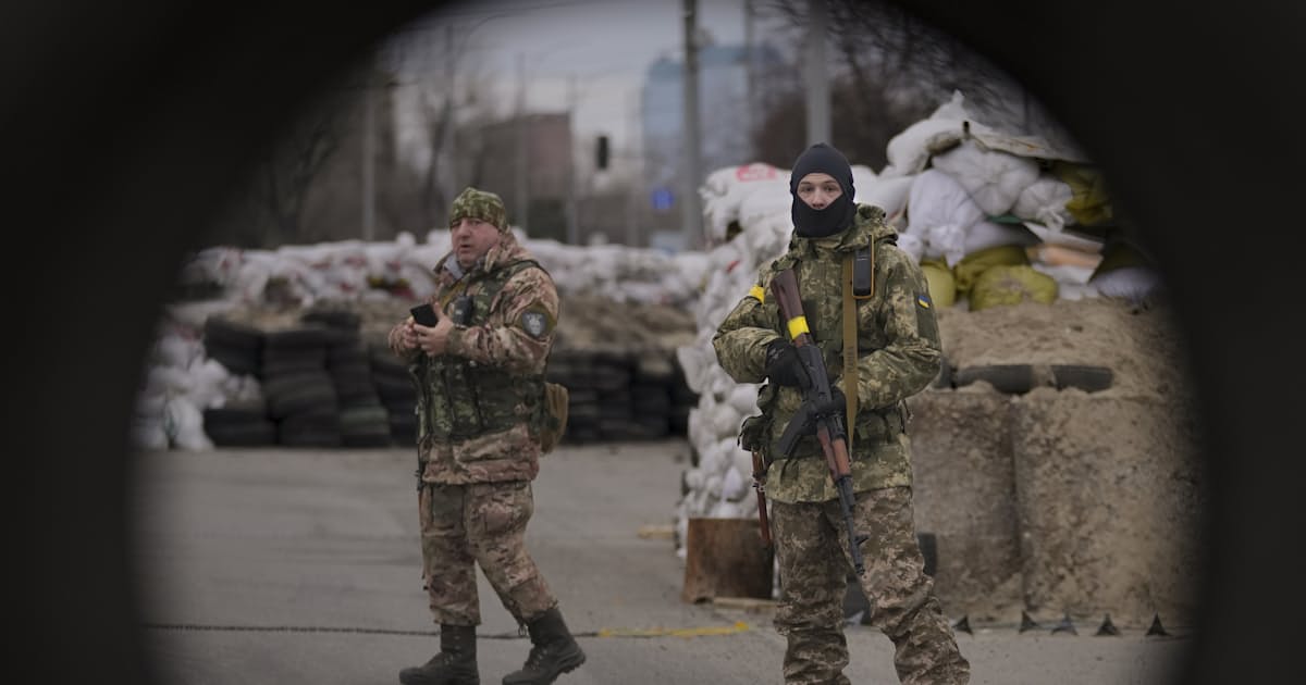 ロシア軍 中東の雇い兵動員も ウクライナ市街戦に備え 日本経済新聞 ロシア軍 中東の雇い兵動員も ウクライナ市街戦に備え 日本経済新聞