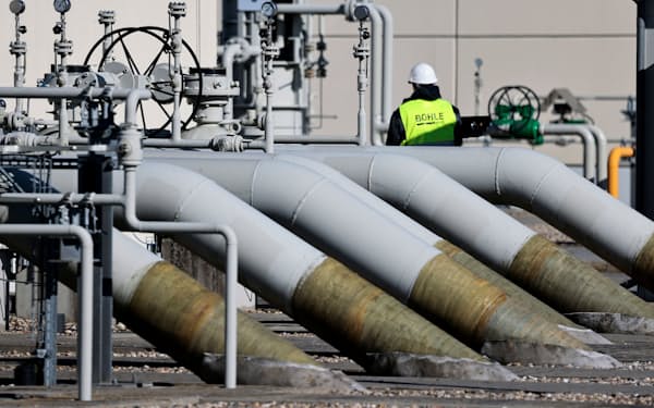 ロシアから天然ガスの供給を受けるドイツのパイプライン関連施設＝ロイター