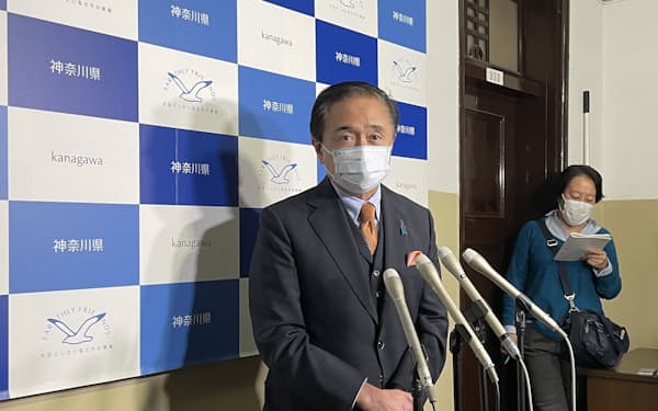 神奈川県の黒岩祐治知事が21日でのまん延防止等重点措置の解除に期待を示した（14日、県庁）