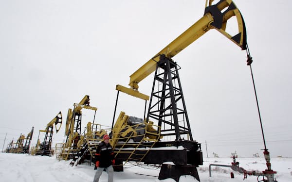 ロシア産原油の供給を巡る観測が投資家心理を揺さぶっている＝ロイター