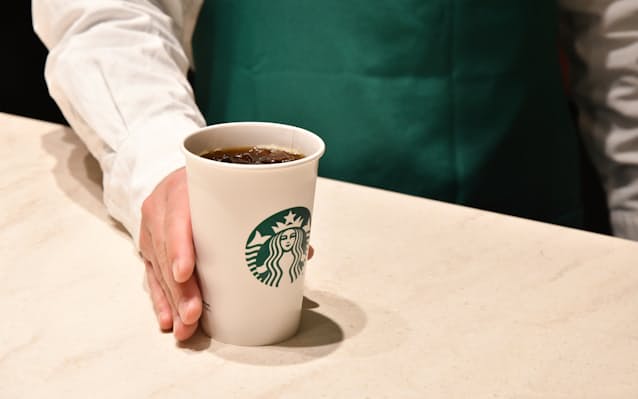 小売りやホテル 脱プラ 相次ぐ スタバは蓋なし提供 日本経済新聞 小売りやホテル 脱プラ 相次ぐ スタバは蓋なし提供 日本経済新聞