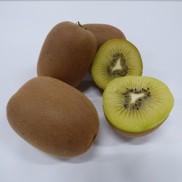 香川でキウイ新品種 長期貯蔵可能で春市場開拓へ 日本経済新聞 香川でキウイ新品種 長期貯蔵可能で春市場開拓へ 日本経済新聞