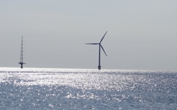 政府は洋上風力を再生可能エネルギー主力電源化の切り札と位置づけている