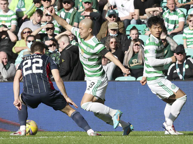 前田2戦連続得点 海外サッカー 遠藤航は後半途中まで 日本経済新聞 前田2戦連続得点 海外サッカー 遠藤航は後半途中まで 日本経済新聞