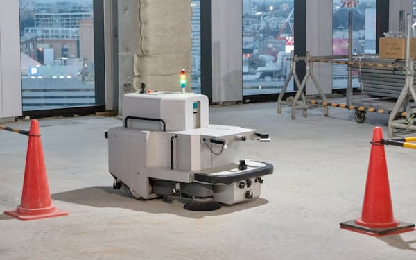 プリファード・ネットワークスが鹿島と共同開発した清掃ロボット