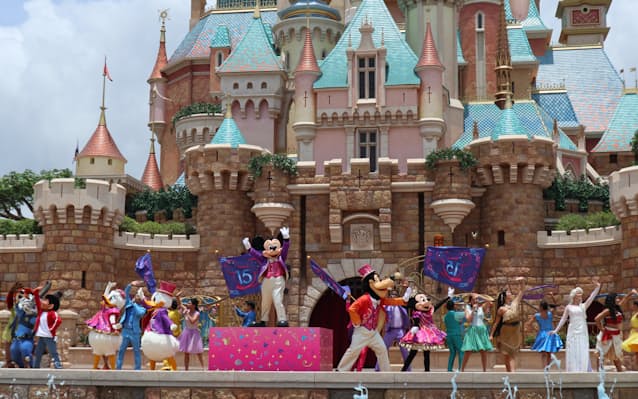 香港ディズニーの21年9月期 370億円赤字 年4割休園 日本経済新聞 香港ディズニーの21年9月期 370億円赤字 年4割休園 日本経済新聞