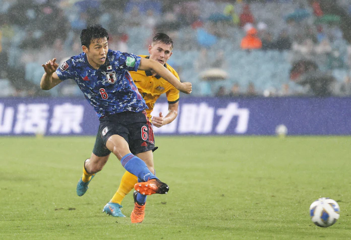 サッカー日本代表 W杯出場決定 豪州に2 0 日本経済新聞 サッカー日本代表 W杯出場決定 豪州に2 0 日本経済新聞