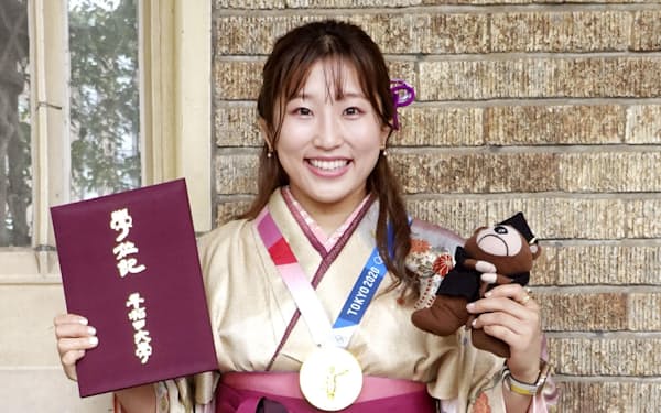 アリ 感動の聖火点灯 1996年アトランタ五輪 日本経済新聞 アリ 感動の聖火点灯 1996年アトランタ五輪 日本経済新聞