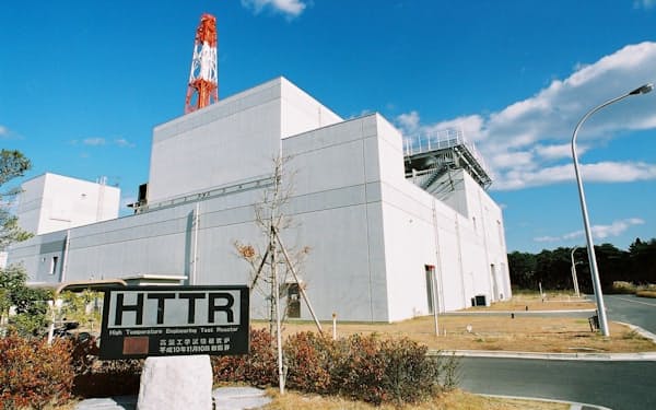 次世代型原発の一つ、高温ガス炉（ＨＴＧＲ）の研究施設（茨城県大洗町）＝日本原子力研究開発機構提供