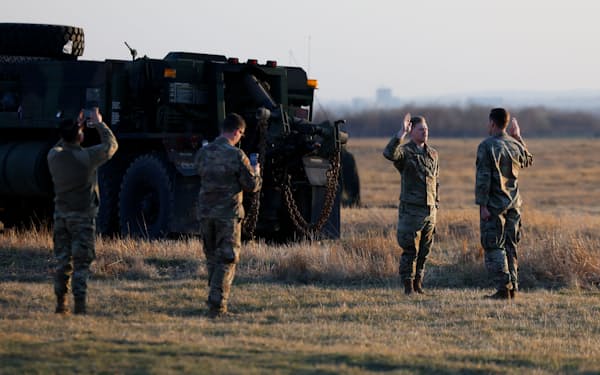バイデン政権はウクライナ危機を受け国防費の増額を重視する＝ロイター