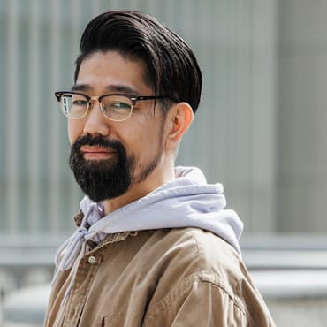 清潔感と洒脱さを醸し出す デキる男のツーブロック Nikkei Style 清潔感と洒脱さを醸し出す デキる男のツーブロック Nikkei Style
