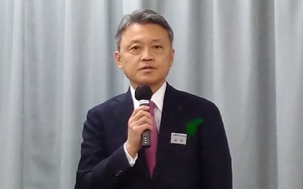 就任会見に臨む愛知県の古本伸一郎副知事（１日、愛知県庁）