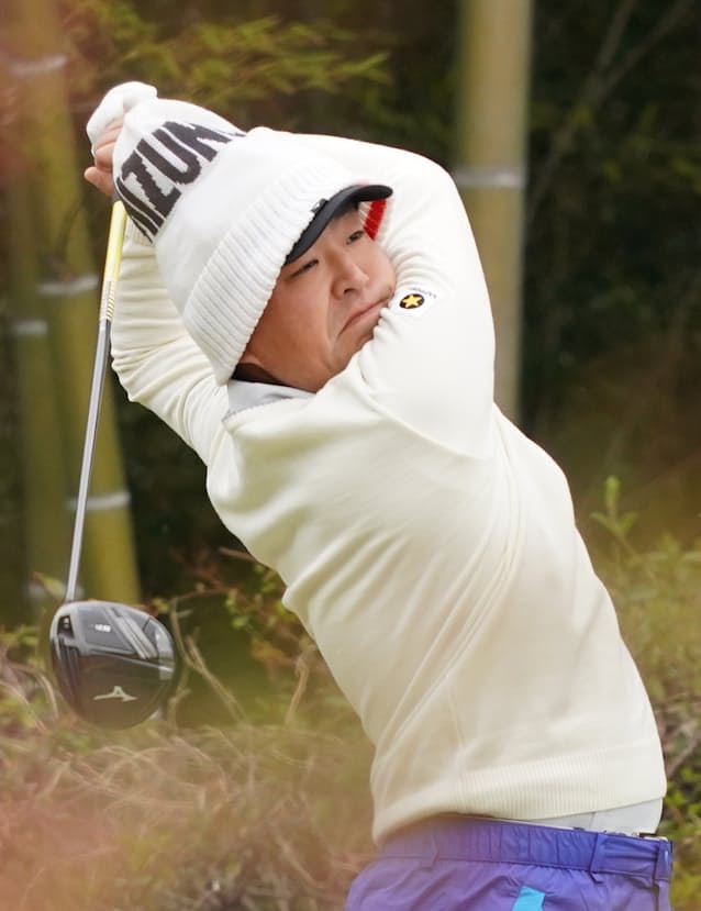 強風下 時松 ゲンちゃん 2位浮上 東建男子ゴルフ 日本経済新聞 強風下 時松 ゲンちゃん 2位浮上 東建男子ゴルフ 日本経済新聞
