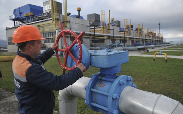 ウクライナ侵攻を受けた制裁で、ロシア産ガス供給が停滞するとの懸念が強まった＝ＡＰ