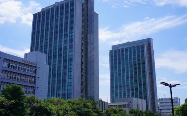 JR津田沼駅前に広がる千葉工業大学のキャンパス