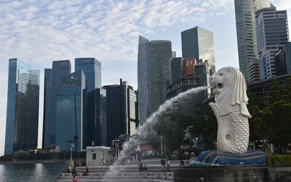 シンガポール金融通貨庁（ＭＡＳ）は14日、2022年の物価上昇率の見通しを4.5～5.5％に引き上げた