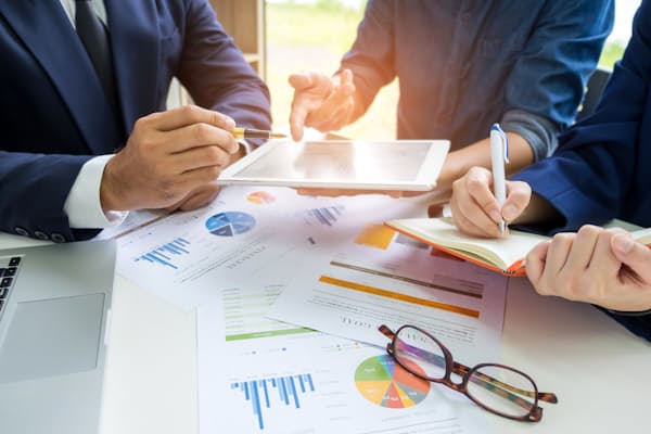 上司にこびを売った方がいい 高すぎる社内政治の壁 Nikkei Style 上司にこびを売った方がいい 高すぎる社内政治の壁 Nikkei Style