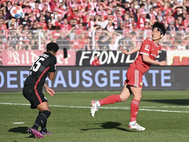 原口元気が追加点アシスト 海外サッカー 日本経済新聞 原口元気が追加点アシスト 海外サッカー 日本経済新聞