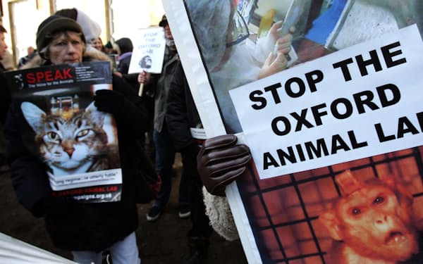 動物実験に関しては長い間、動物愛護運動家による抗議活動ばかりがニュースで取り上げられてきた＝ロイター