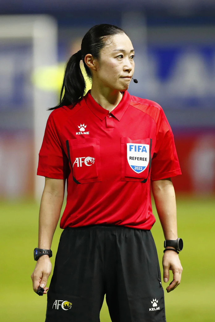 サッカーacl 山下審判員 今後も全力 女性初の主審 日本経済新聞 サッカーacl 山下審判員 今後も全力 女性初の主審 日本経済新聞