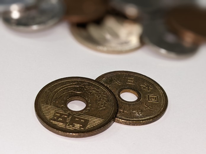 銅高騰 5円玉原価が5円に迫る 50年後レアメタル 日本経済新聞 銅高騰 5円玉原価が5円に迫る 50年後レアメタル 日本経済新聞